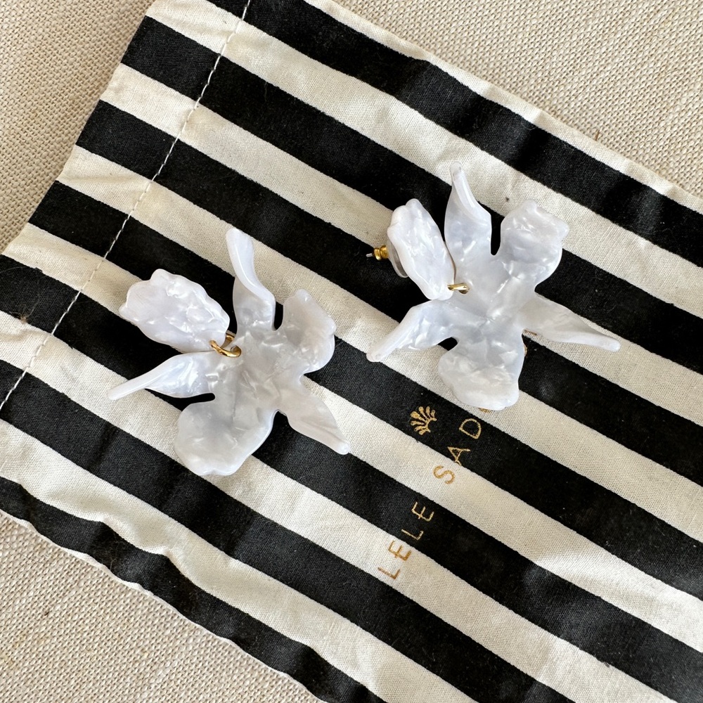 Lele Sadoughi White Floral Drop Earrings